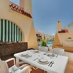 Holidays Apartamento *