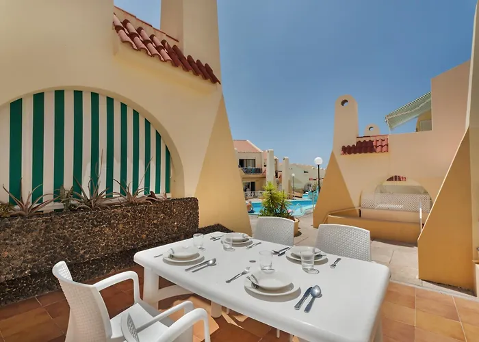 Holidays Апартаменты *