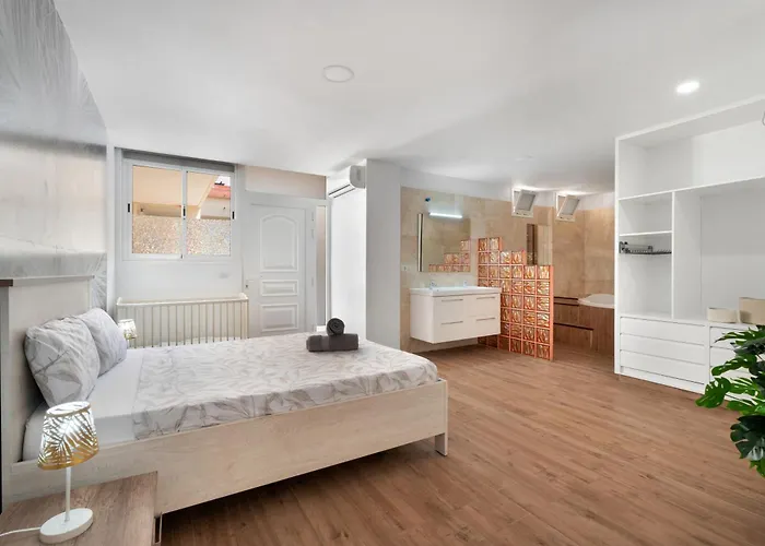 Апартаменты Holidays