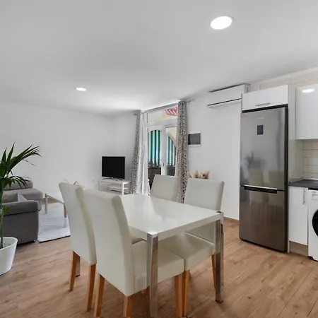 Holidays Apartment